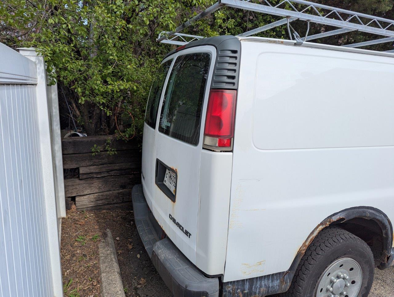2000 Chevrolet Express 3500 Cargo Van
