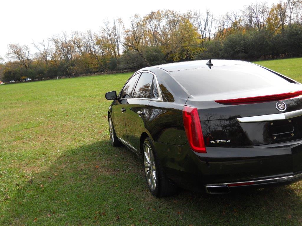 2013 Cadillac XTS Luxury Collection