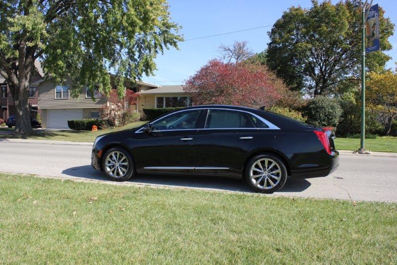 2014 Cadillac XTS 4-door sedan