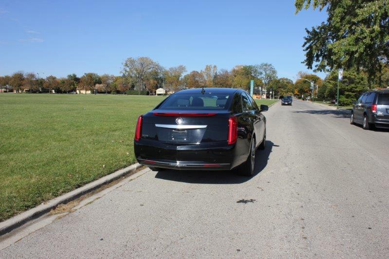 2014 Cadillac XTS 4-door sedan