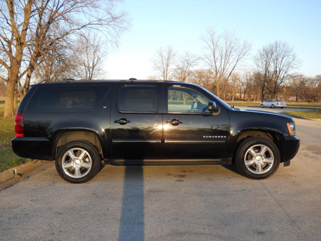 2014 Chevy Suburban LT