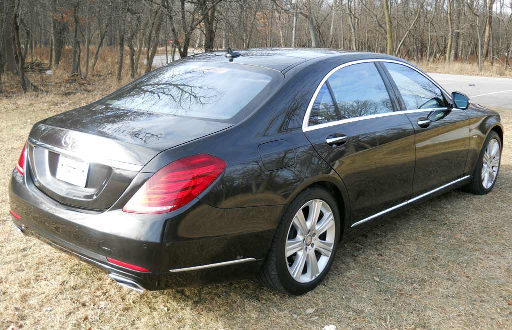 2014 Mercedes Benz S550 4Matic 4-door sedan Edition 1