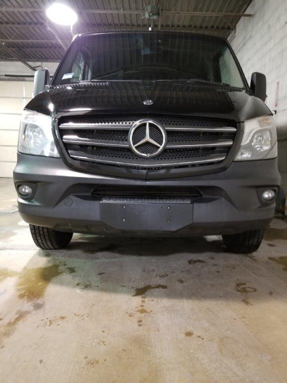 2014 Mercedes-Benz Sprinter 2500 Passenger 144 WB Van