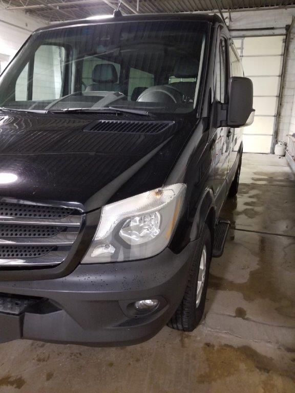 2014 Mercedes-Benz Sprinter 2500 Passenger 144 WB Van