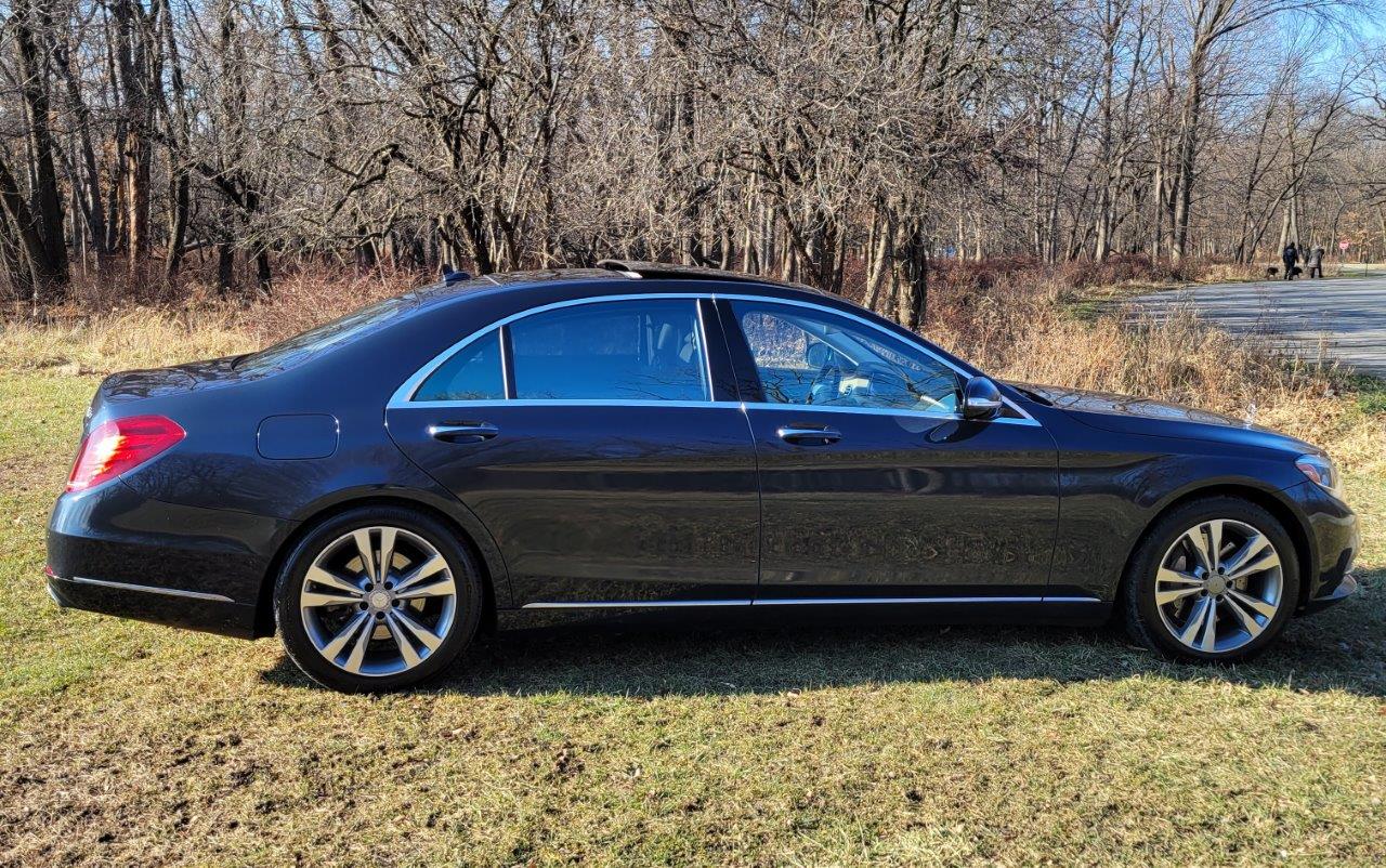 2017 Mercedes-Benz S-Class S 550 4MATIC Sedan with Premium Package, Rear seat Package, Comfort and Surround view driver's assistance. Pano Roof