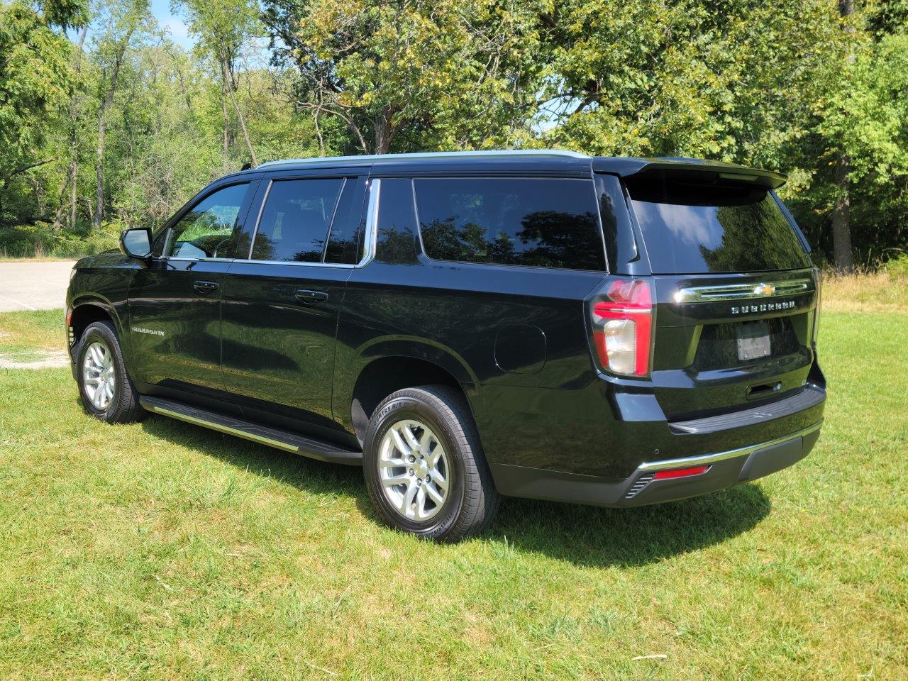 2021 Chevrolet Suburban LT Utility