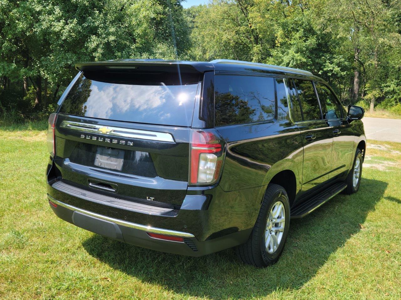 2021 Chevrolet Suburban LT Utility