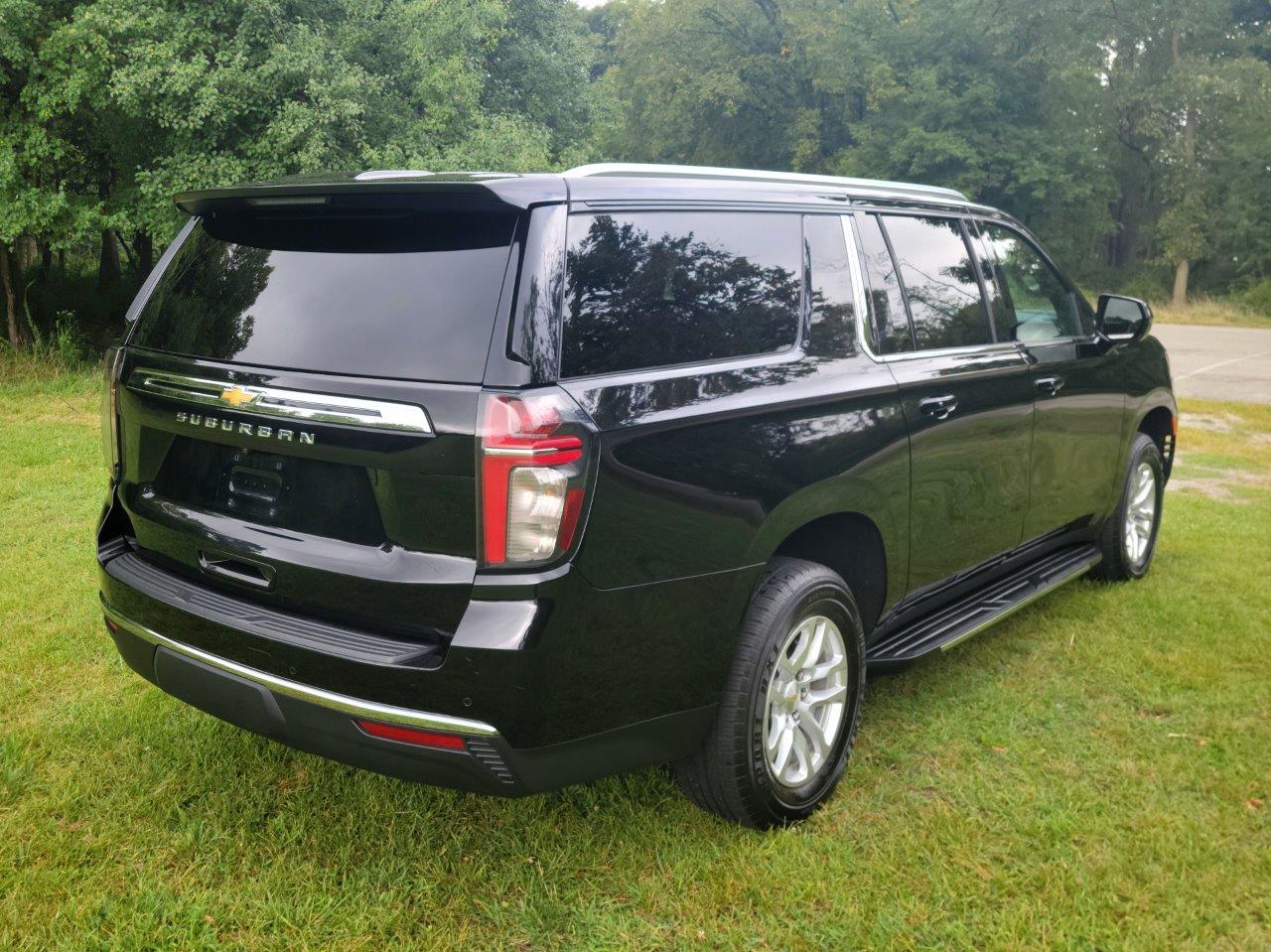 2021 Chevrolet Suburban LS Utility