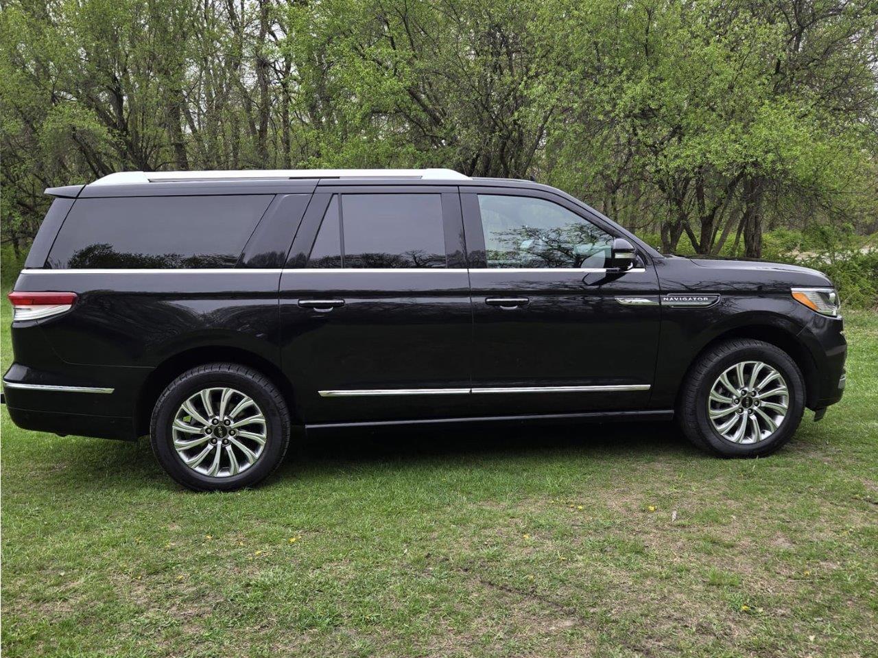 2022 Lincoln Navigator L SUV