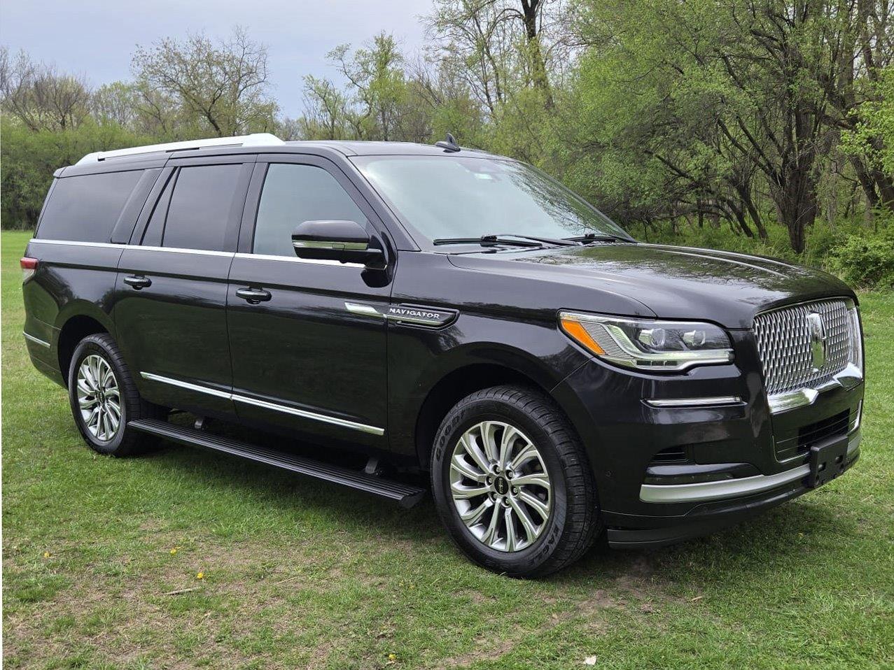 2022 Lincoln Navigator L SUV