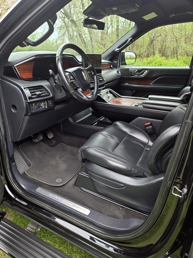 2022 Lincoln Navigator L SUV