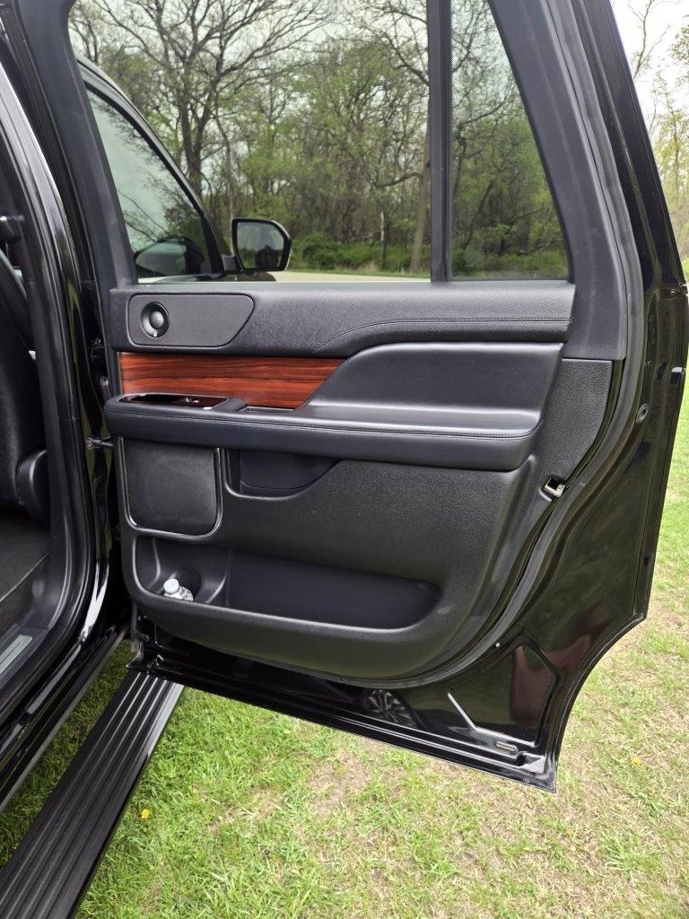 2022 Lincoln Navigator L SUV
