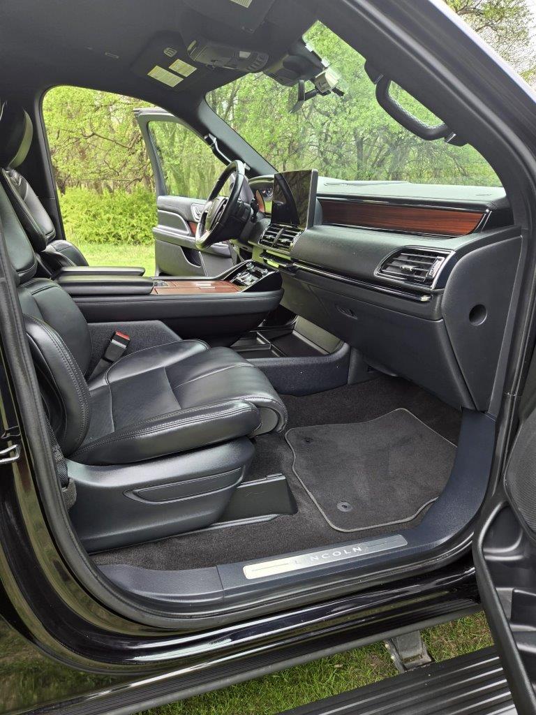 2022 Lincoln Navigator L SUV