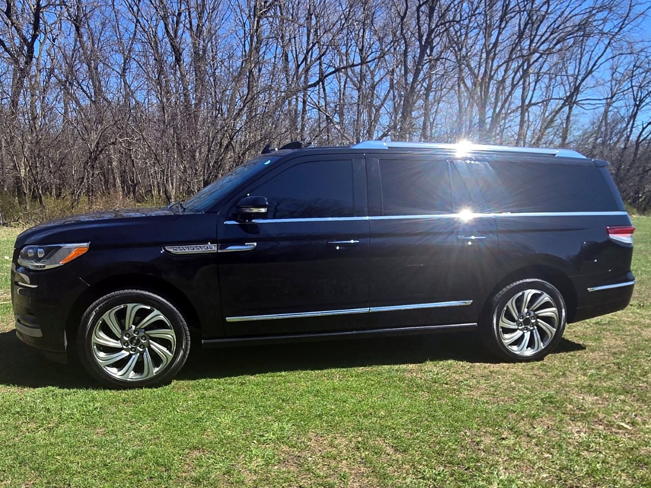 2023 Lincoln Navigator L Standard SUV
