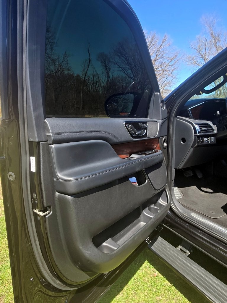 2023 Lincoln Navigator L Standard SUV