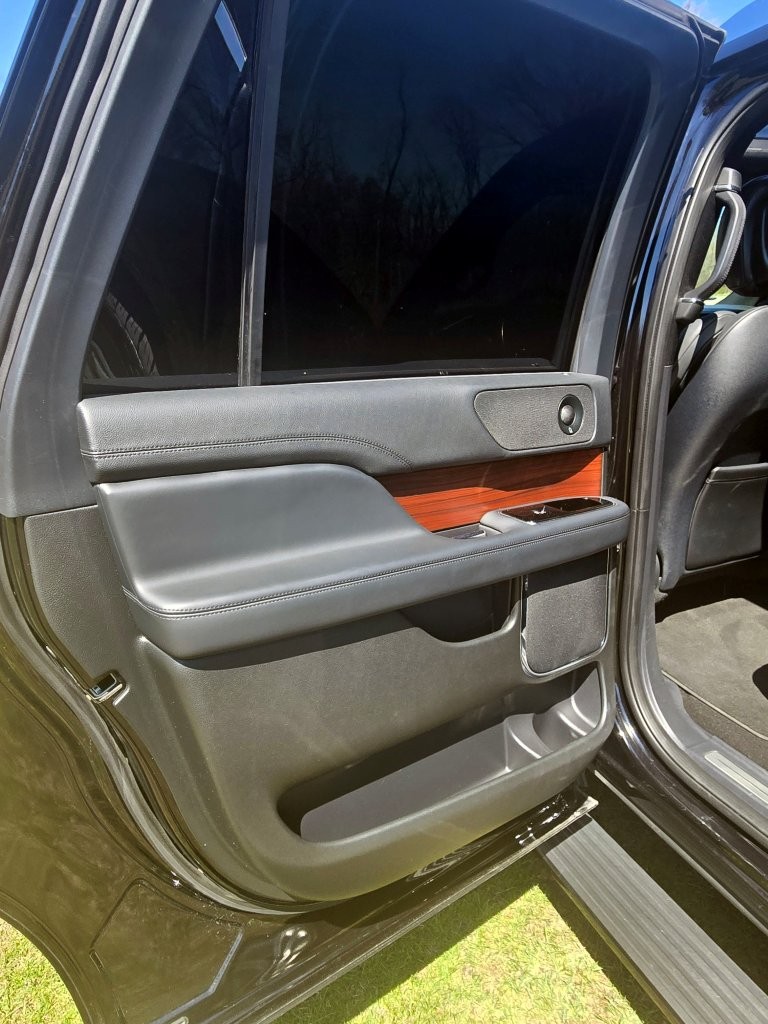 2023 Lincoln Navigator L Standard SUV