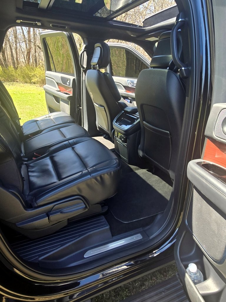 2023 Lincoln Navigator L Standard SUV