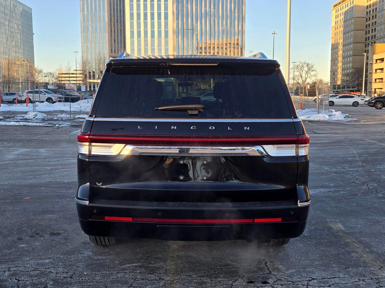 2023 Lincoln Navigator L Standard SUV