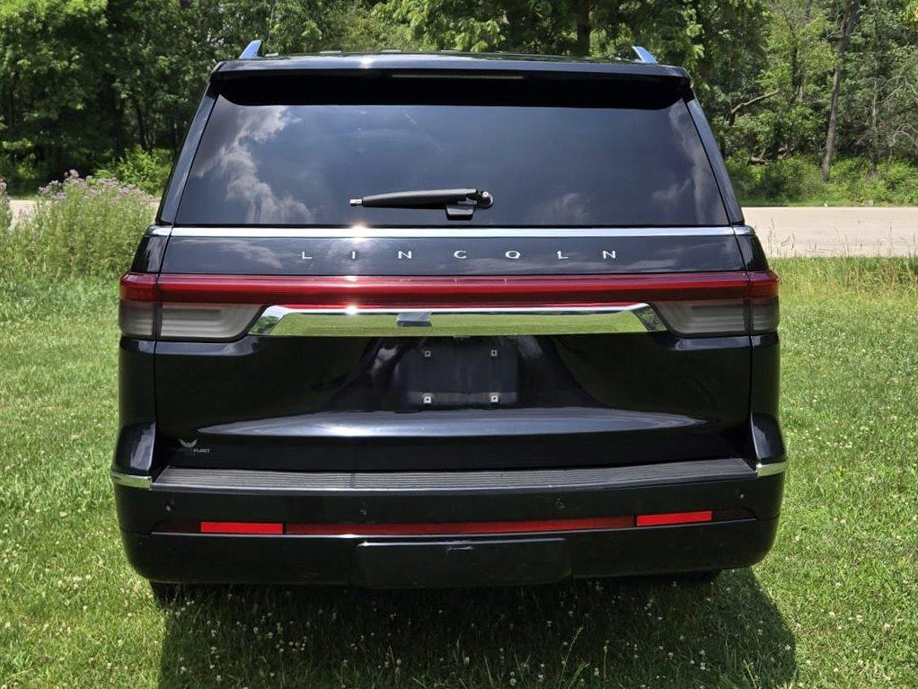 2023 Lincoln Navigator L Standard SUV