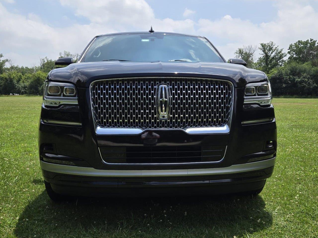 2023 Lincoln Navigator L Standard SUV