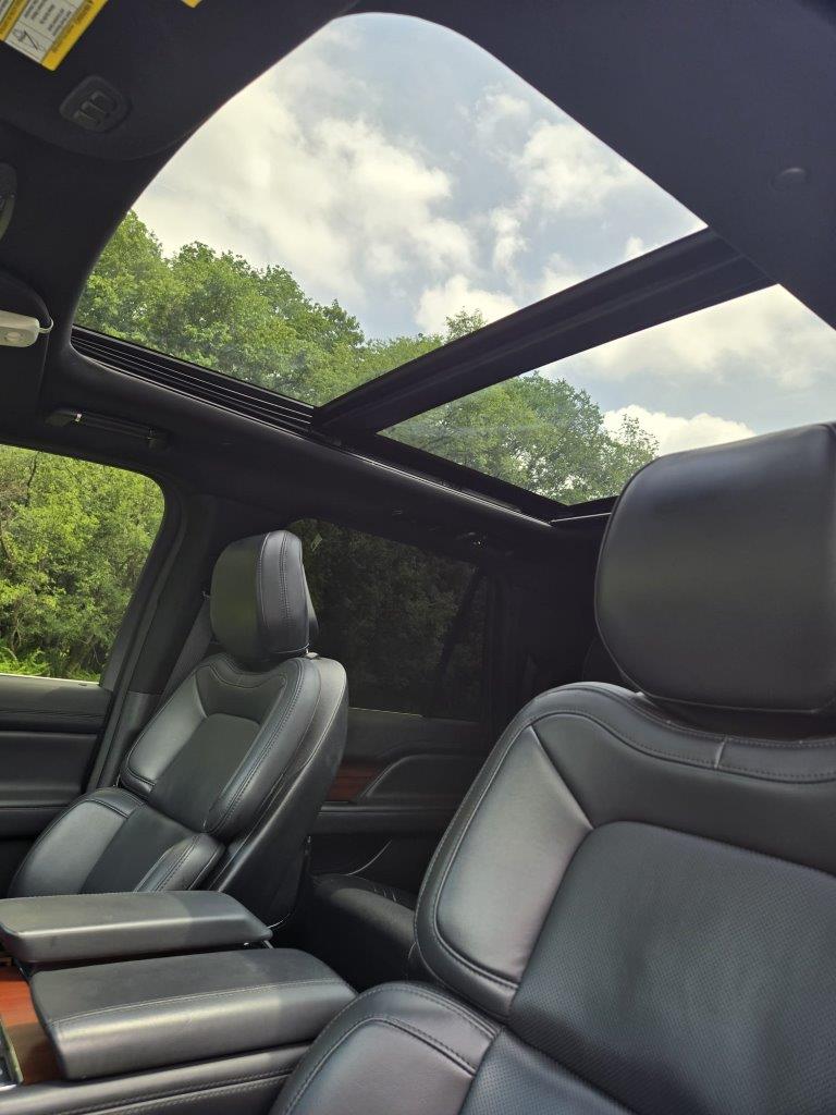 2023 Lincoln Navigator L Standard SUV