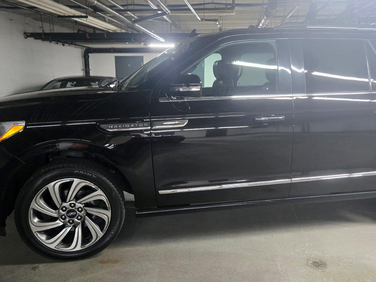 2023 Lincoln Navigator L Standard SUV