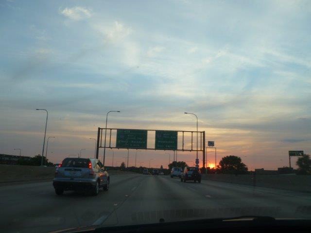Chicago Illinois stretch limousine going to Chicago