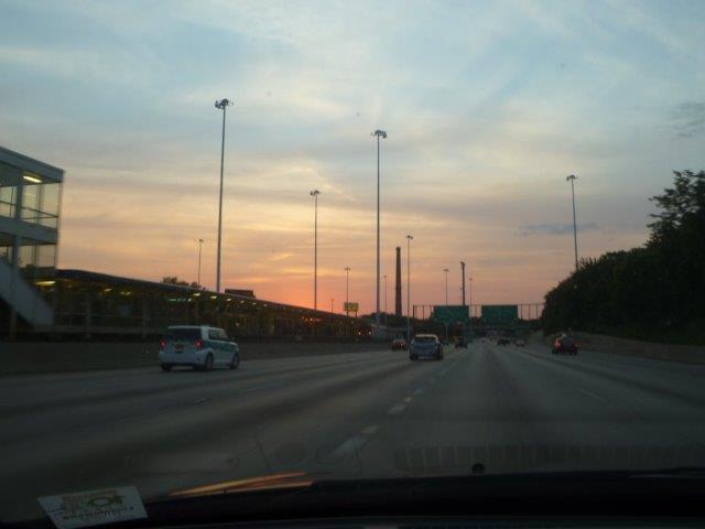 Chicago Loop Illinois stretch limousine going to Chicago